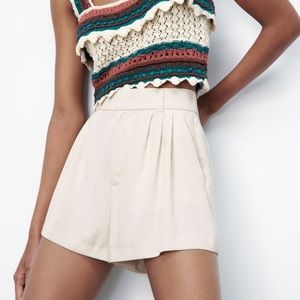 ZARA Stone Colored Pleated Shorts in XS